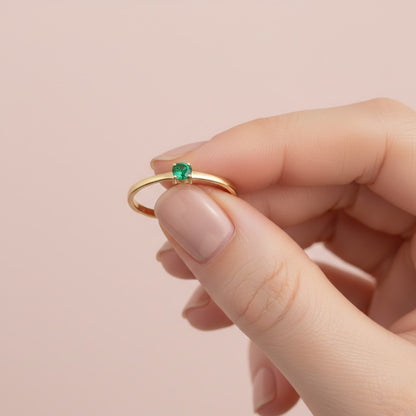 Minimal Emerald Charm Gold Ring