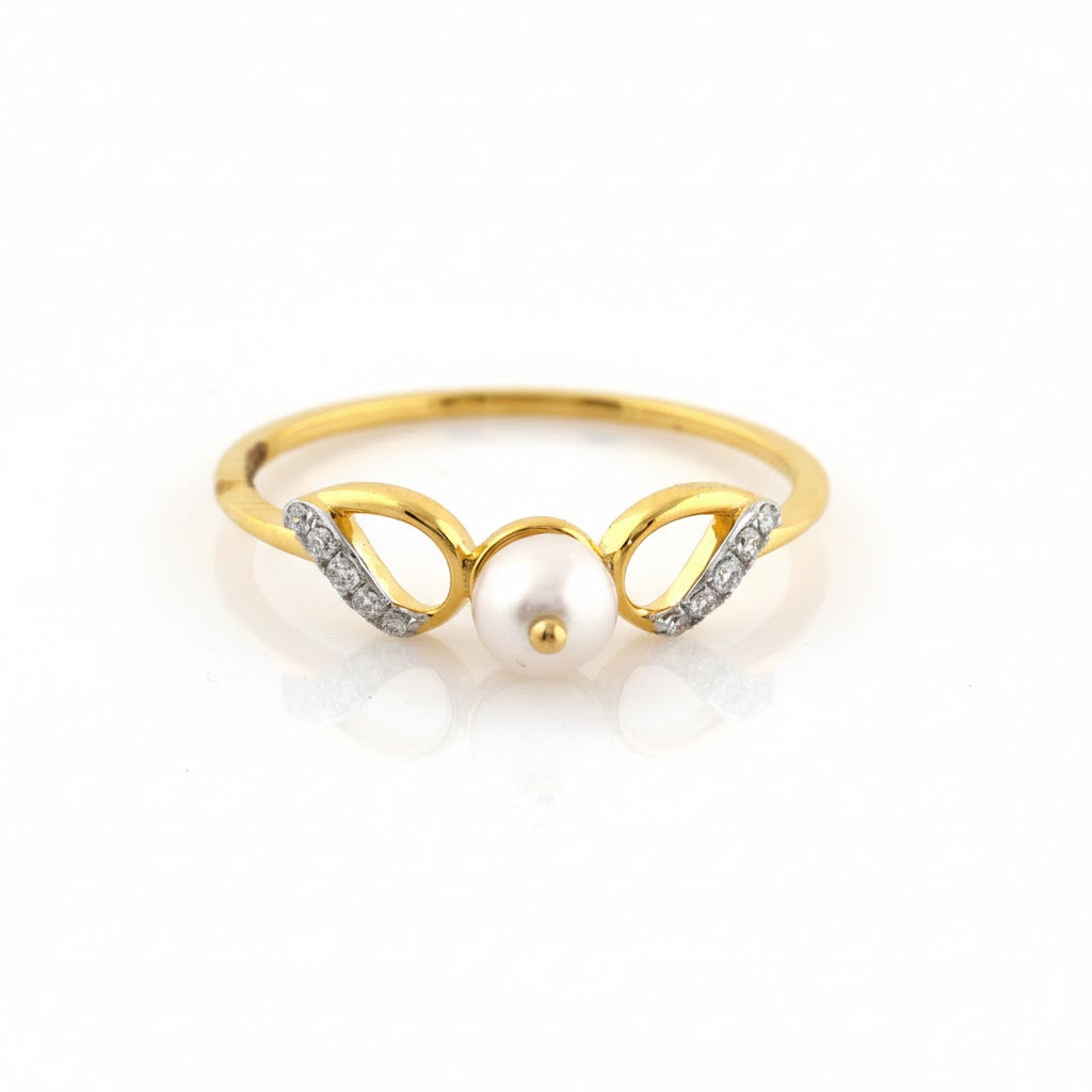 Infinity Loop Gold Diamond Ring