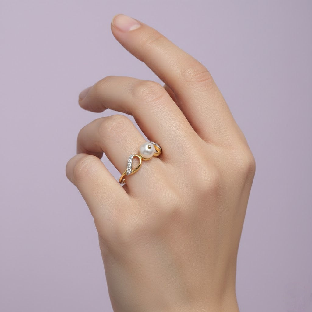 Infinity Loop Gold Diamond Ring