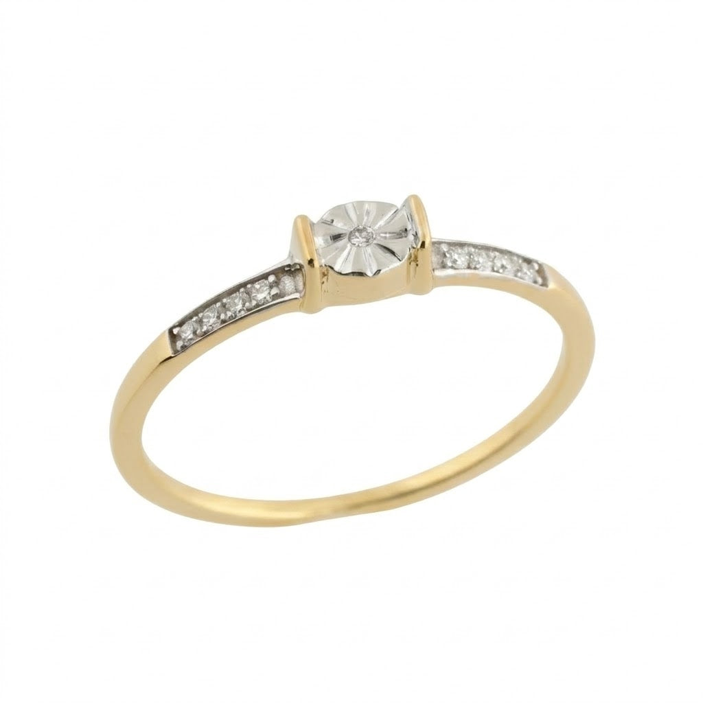 Starburst solitaire diamond gold ring