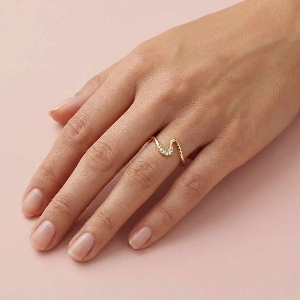 Wave Curve Diamond Gold ring