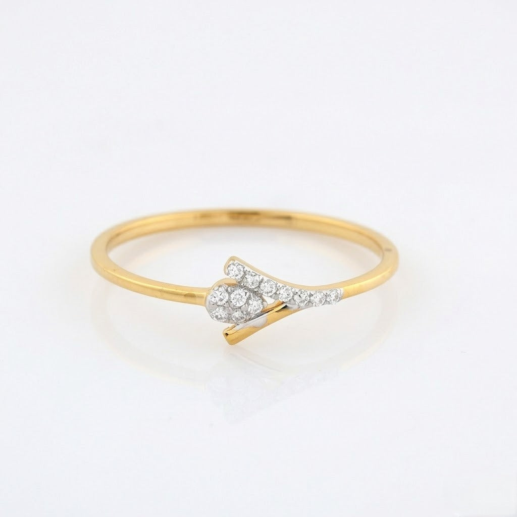 Crisscross Flow Diamond Gold ring