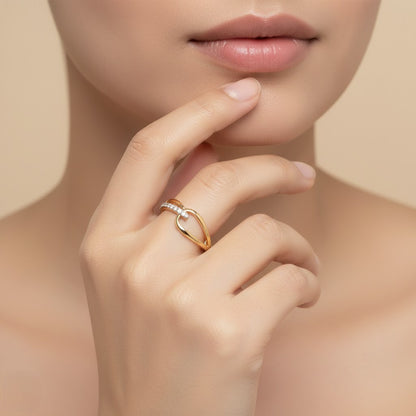 Open Loop Line Diamond Gold ring