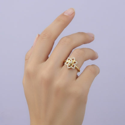Floral Crest Diamond Gold ring