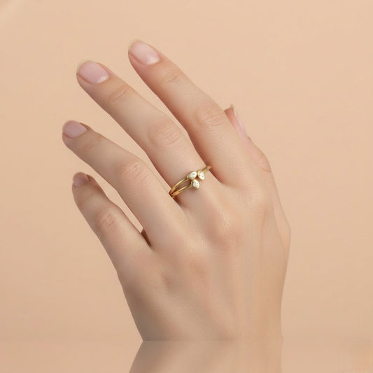 Triple Dot Accent Diamond Gold ring