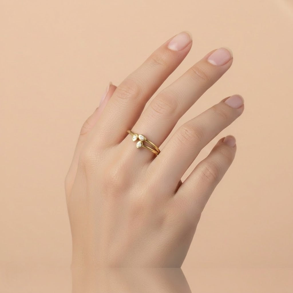 Triple Dot Accent Diamond Gold ring