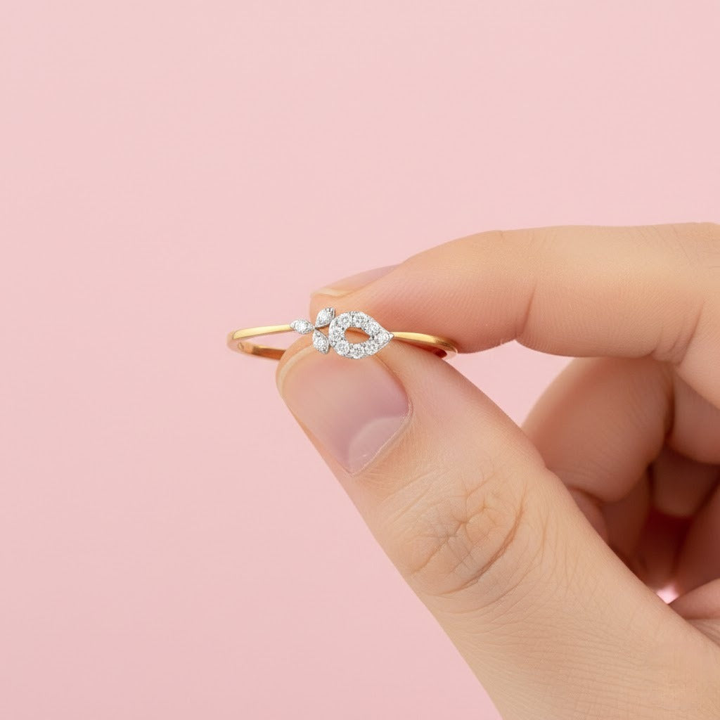 Floral Cluster Accent Diamond Gold ring