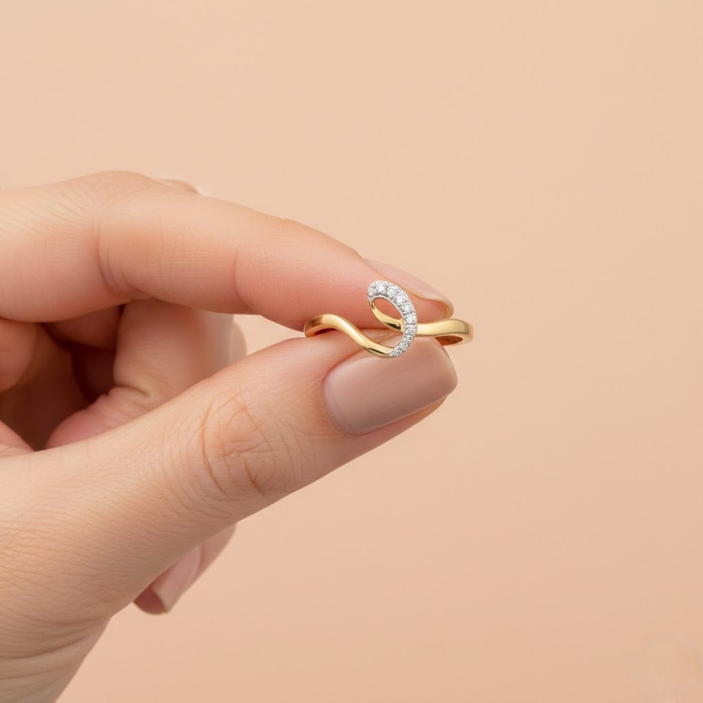 Twinkle Wave Gold Ring