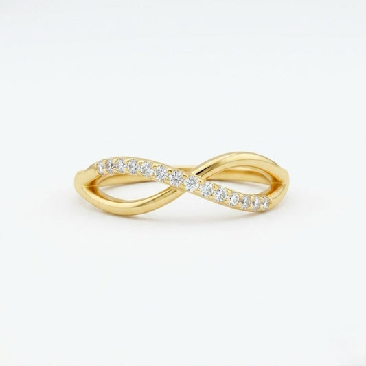 Twisted Band Diamond Gold ring