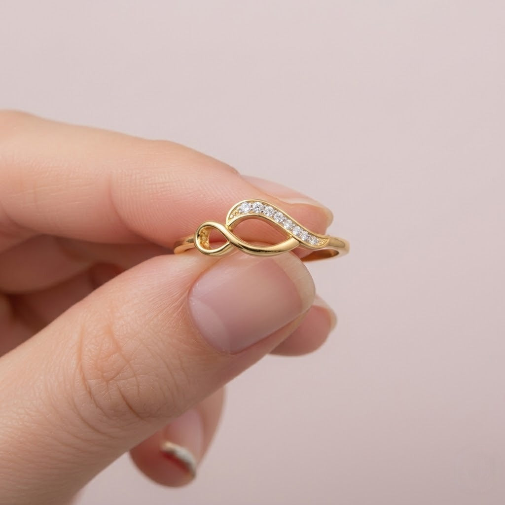 Wave infinity shimmer diamond gold ring