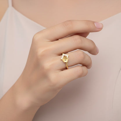 Triangle Bloom Accent Diamond Gold Ring