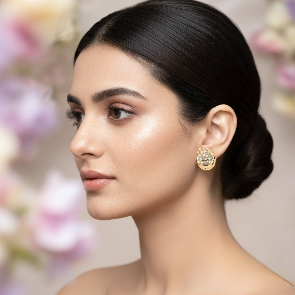 Classic Oval Pattern Diamond Gold Earrings
