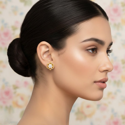 Star Bloom Diamond Gold Earrings