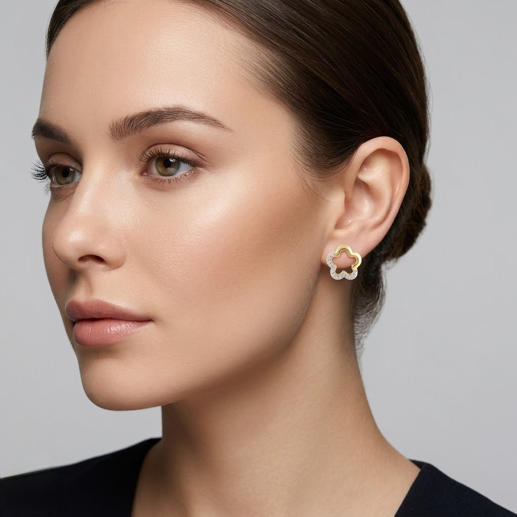 Soft Clover Frame Diamond Gold Earrings