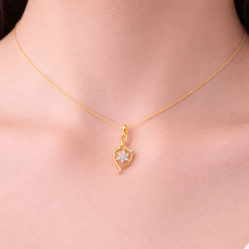 Infinity Bloom Diamond Pendant in 9 Karat Gold