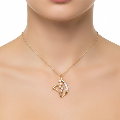 9K Elegant Curve Diamond Gold Pendant