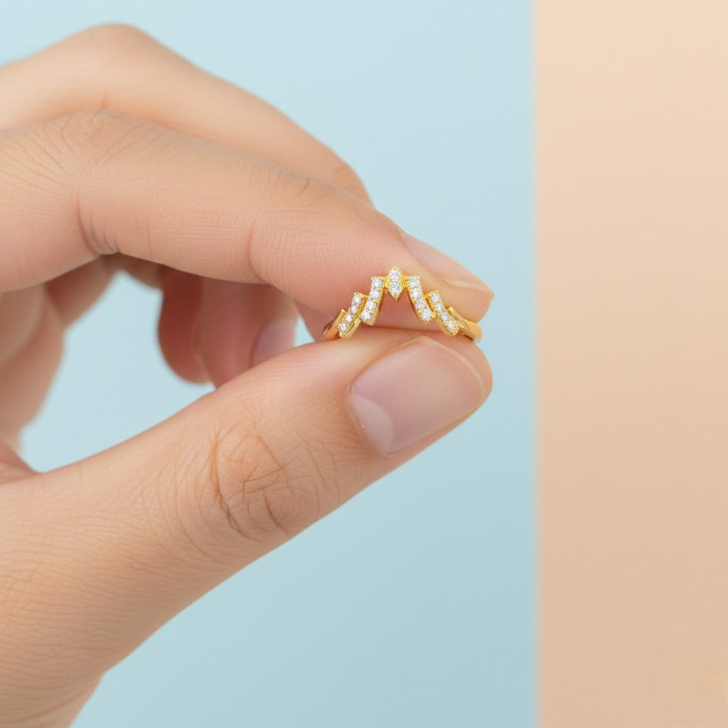 Zigzag Sparkle Chevron Design Diamond Gold Ring