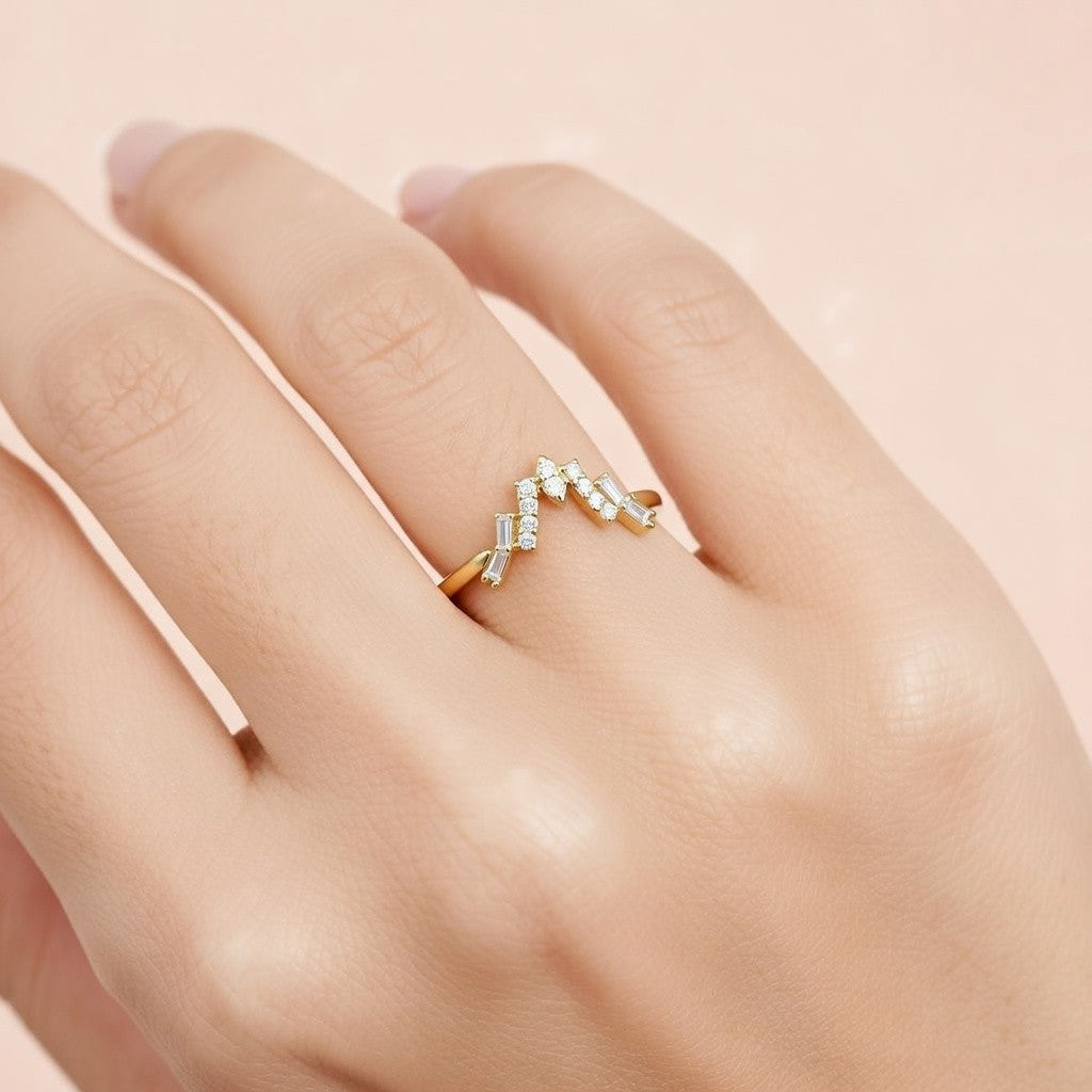 Zigzag Sparkle Chevron Design Diamond Gold Ring