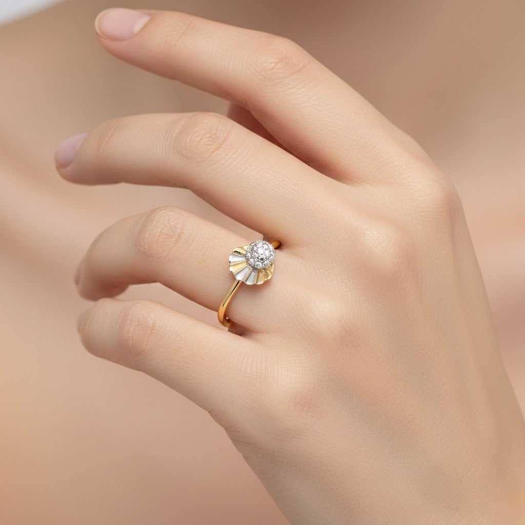 Radiant Fan Motif Floral Diamond Gold Ring