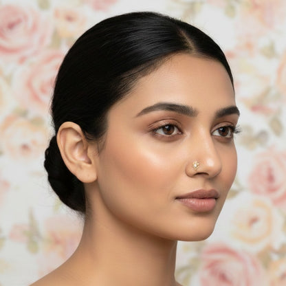 Interlaced Petal Star Nose Pin