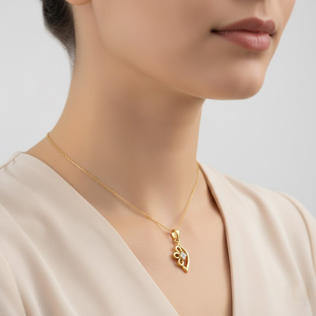 Petal Breeze Frame Diamond Gold Pendant