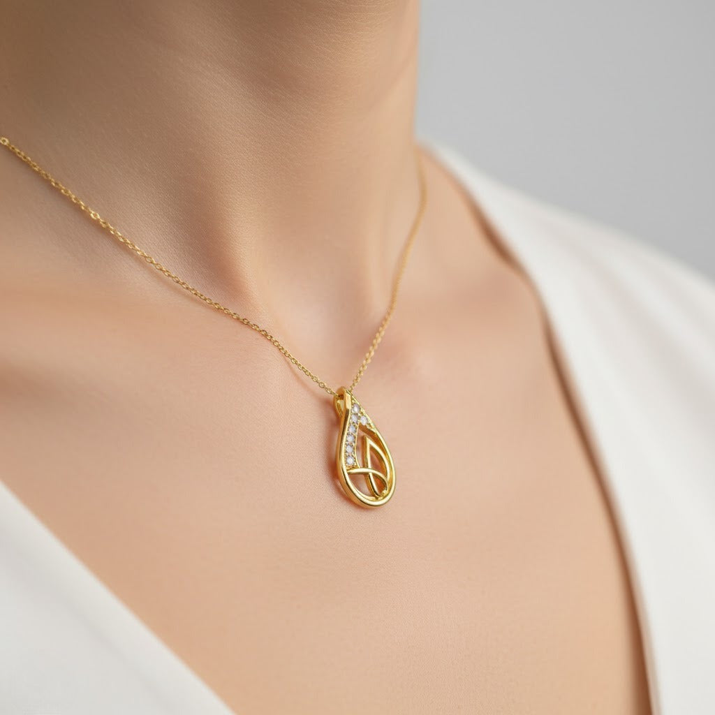 Leaf Dew Drop Diamond Gold Pendant