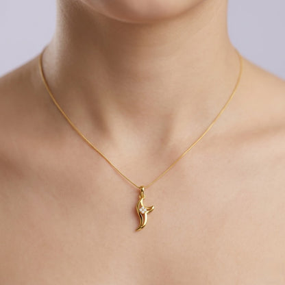 Floral curve accent diamond gold pendant
