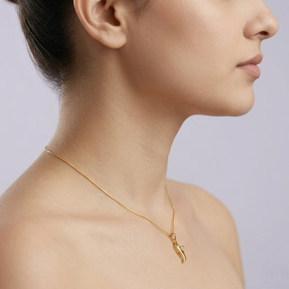 Floral curve accent diamond gold pendant