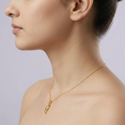 Floral curve accent diamond gold pendant