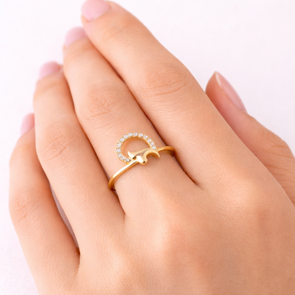 Curved Halo Design Ring