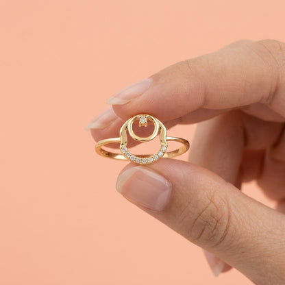Contemporary Circle Design Ring