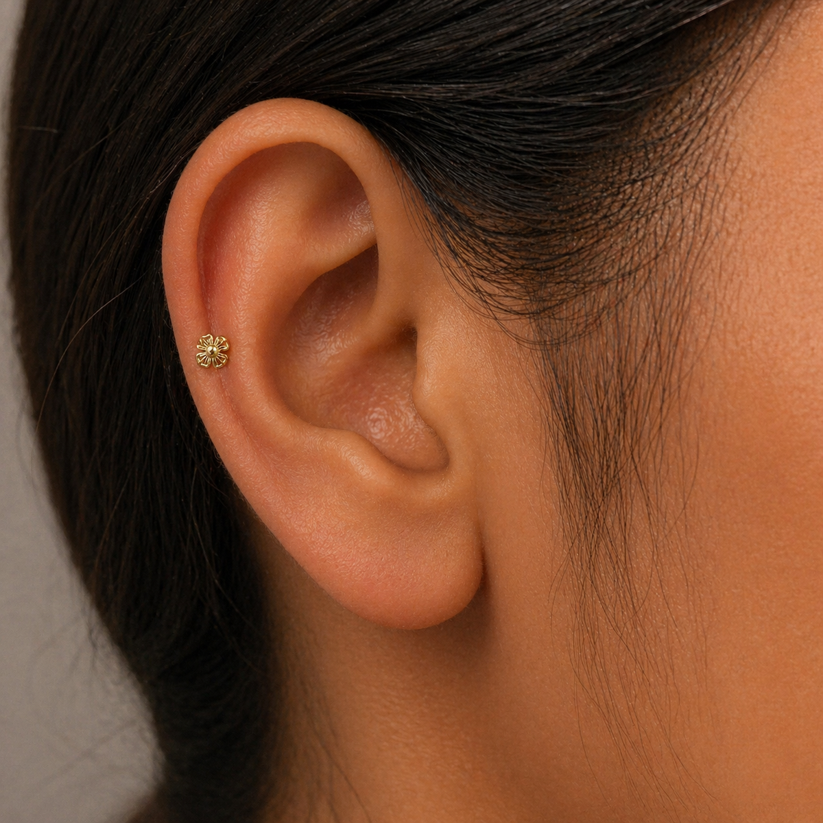 9K Gold Wire Bloom Second Stud Earrings