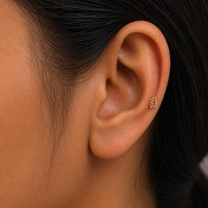 9K Gold Leaf Curve Second Stud Earrings