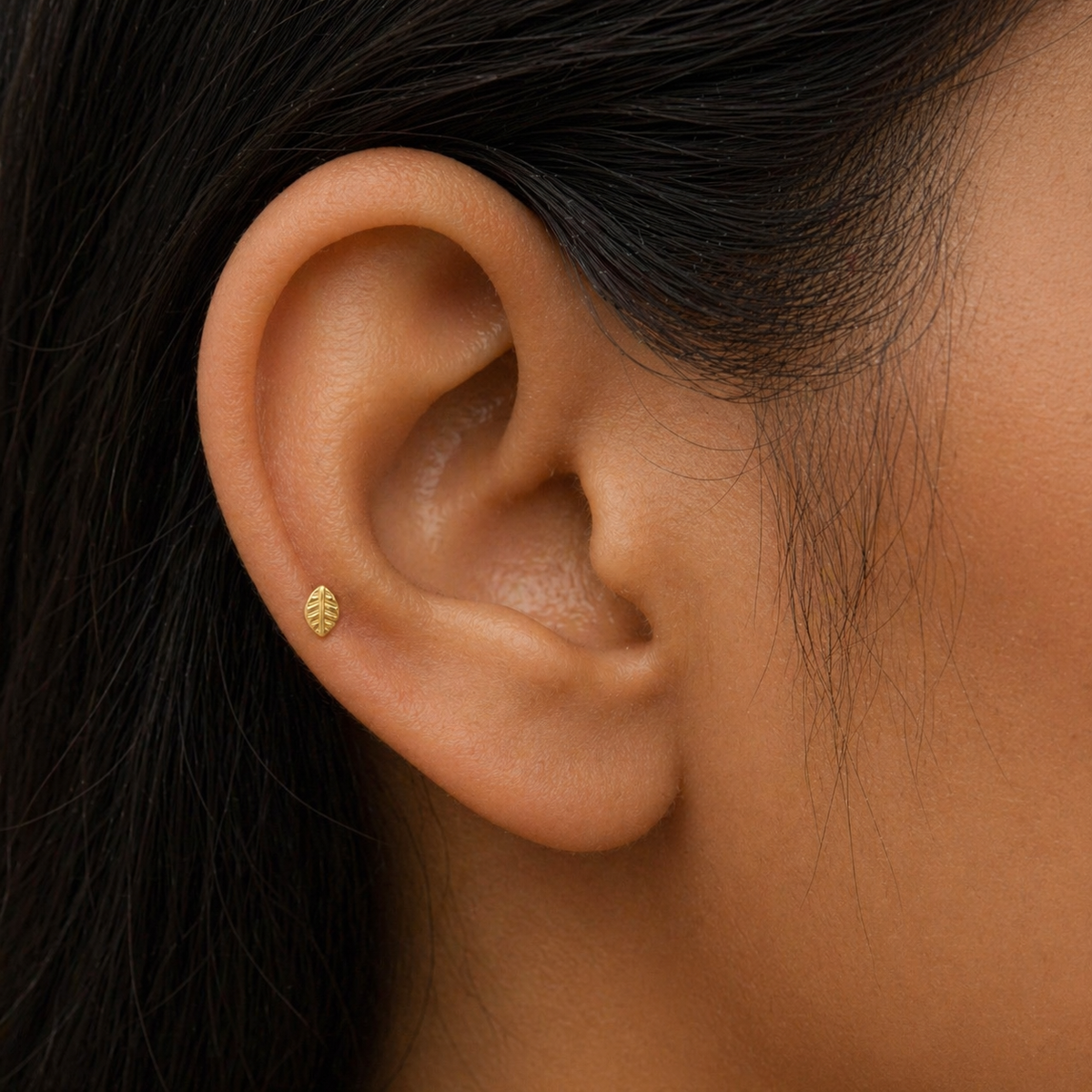 9K Gold Ribbed Leaf Second Stud Earrings