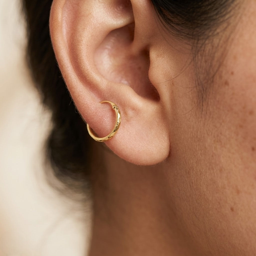 9K Gold Diamond-Cut Hoop Stud Earrings