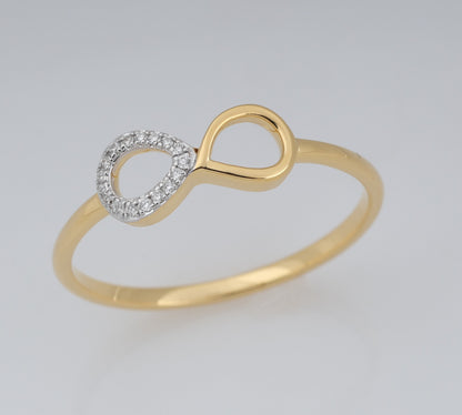 Infinity teardrop motif diamond gold ring