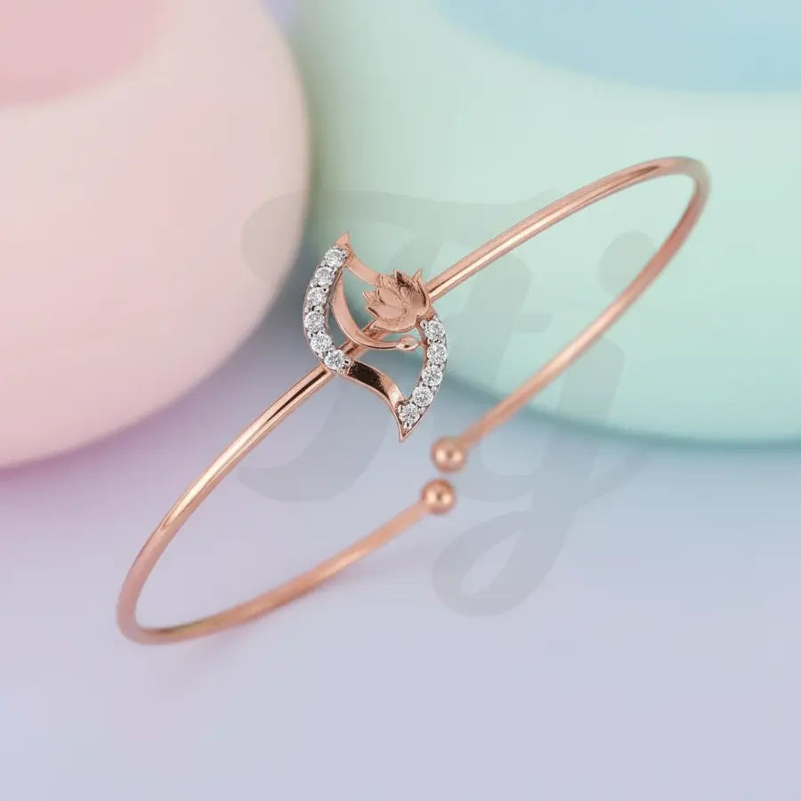 Graceful Lotus Leaf Gold Bangle