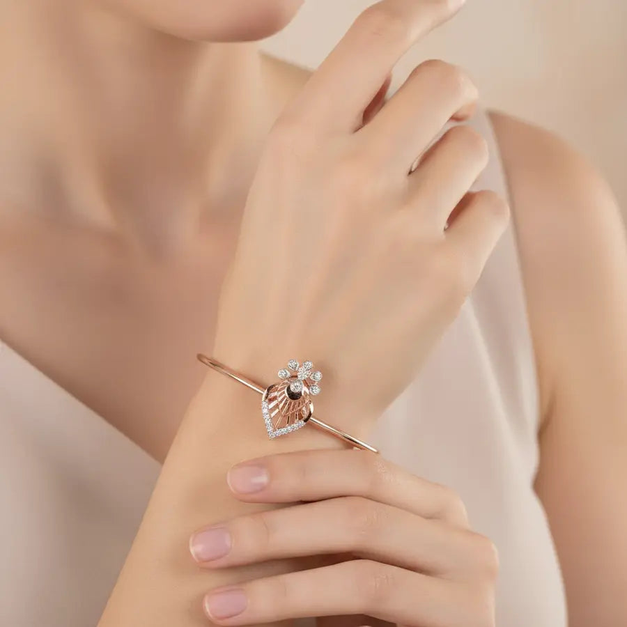 Blooming Leaf with Sparkle Gold Bangle