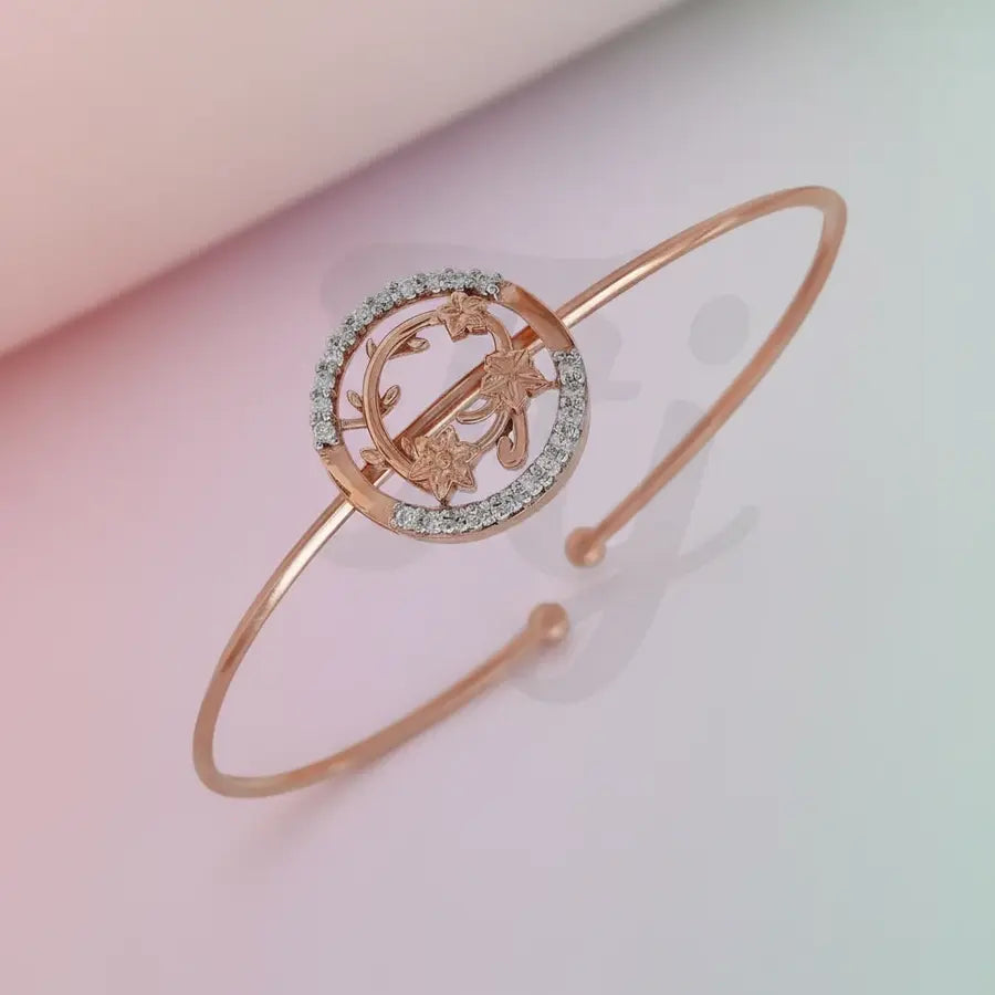 Floral Crown in Circle Gold Bangle