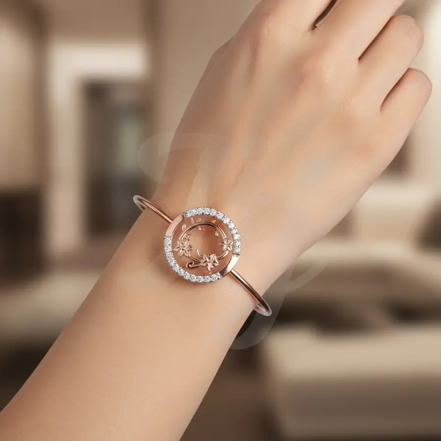 Floral Crown in Circle Gold Bangle