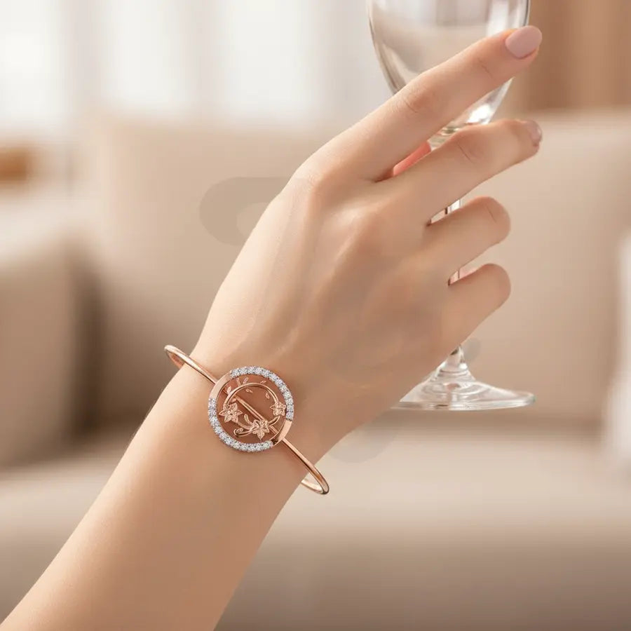 Floral Crown in Circle Gold Bangle