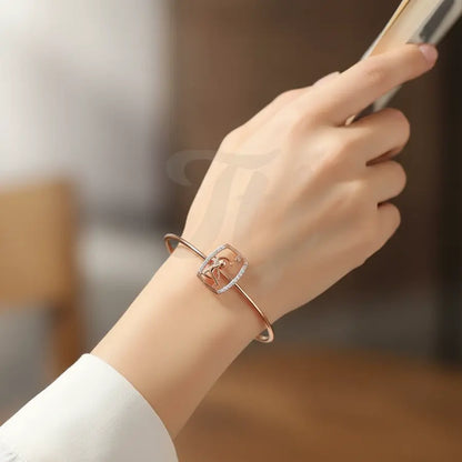Surya Namaskara Radiance Gold Bangle