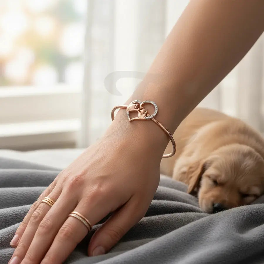 Promise Sealed Gold Bangle