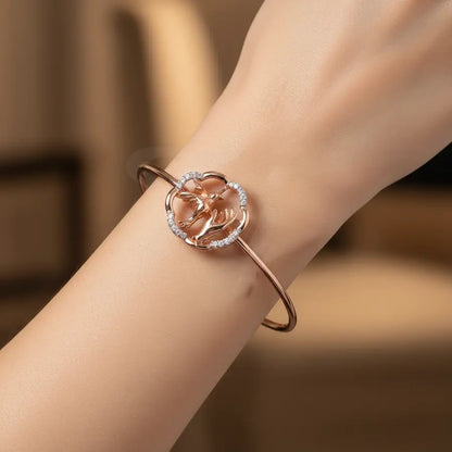 Freedom in Flight Gold Bangle