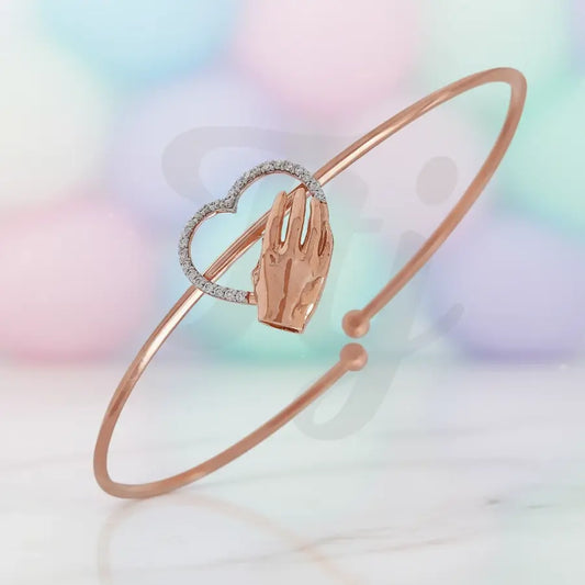 Heart Hand Glow Gold Bangle