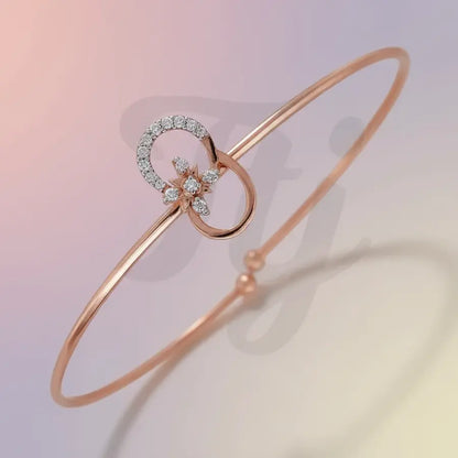 Flower motif with sparkling stone Gold Bangle