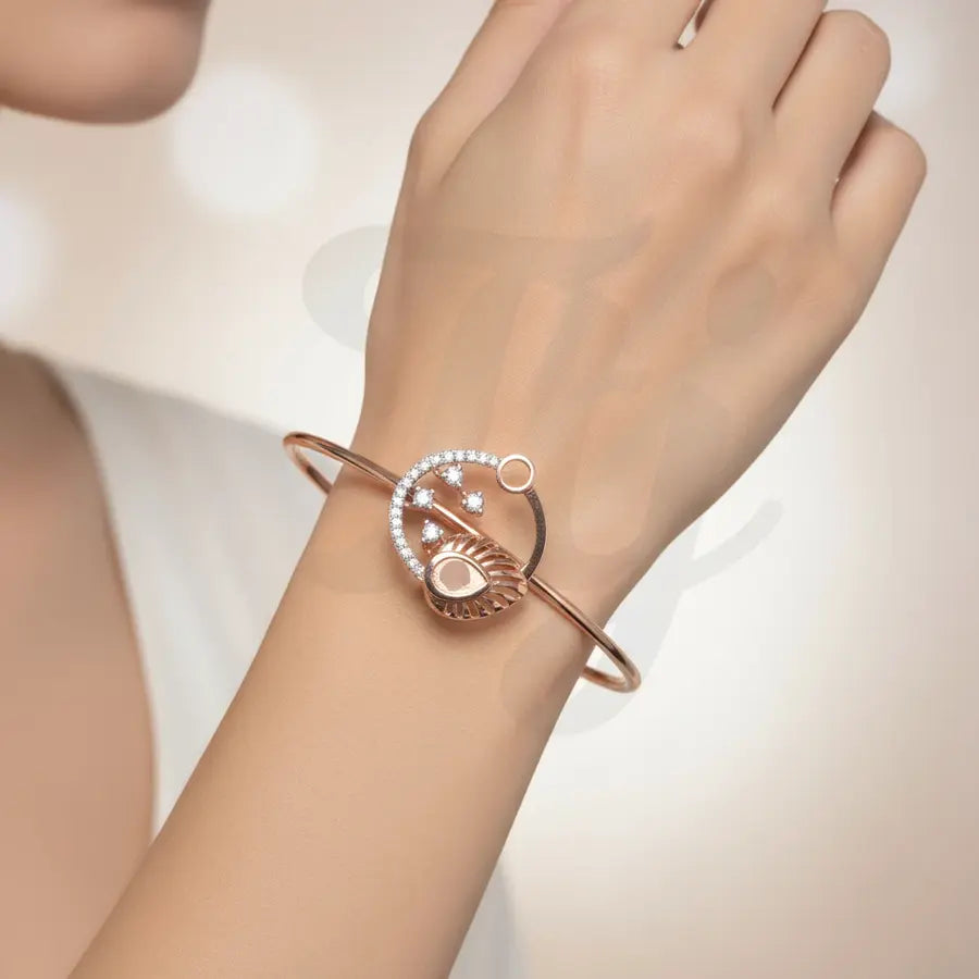 Royal Feather Motif Gold Bangle