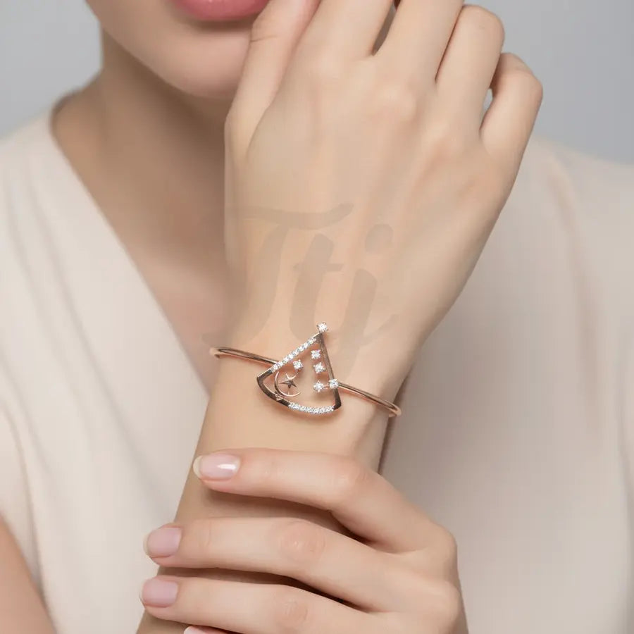 Sparkling Stars Stones Gold Bangle