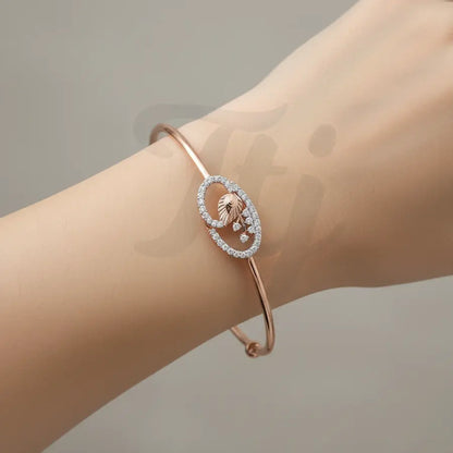 Luxe Leaf Stones Gold Bangle