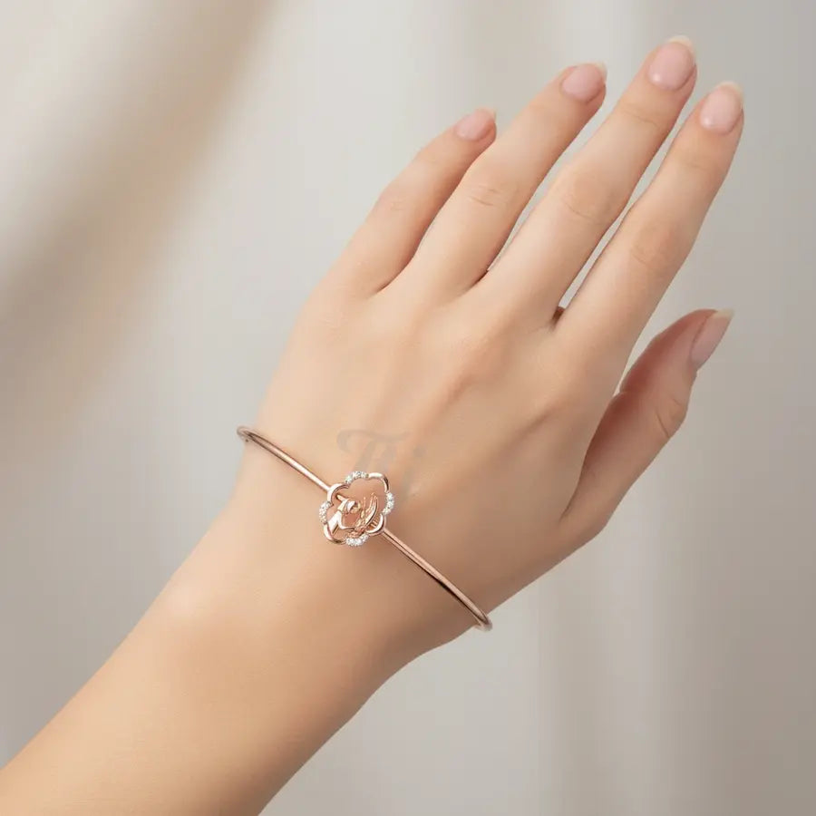 Blessings Touch Moment Gold Bangle